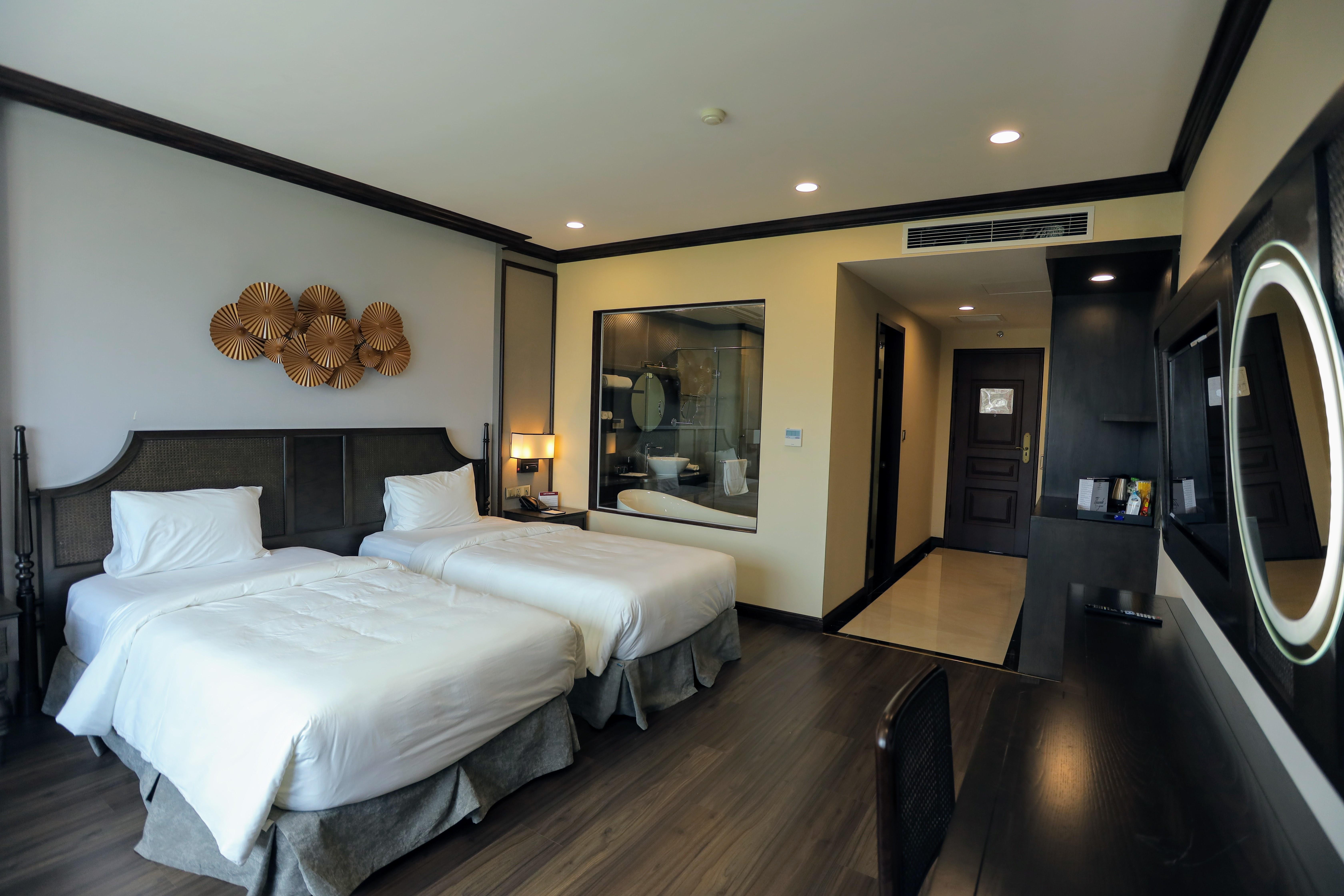 Ninh Binh Legend Hotel Bagian luar foto